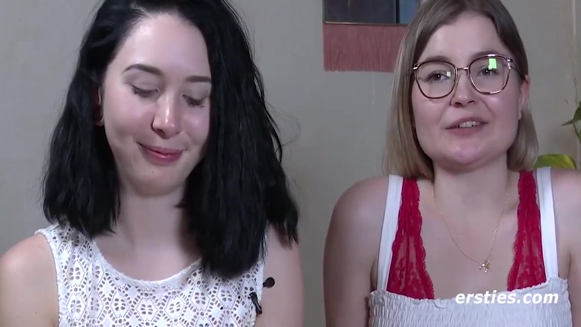 18-jahrige Deutsche Studentin Von Freundin Mit Strap-on Genommen 12 Min