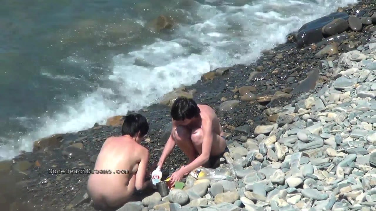 Spy naked girls at the beach shore