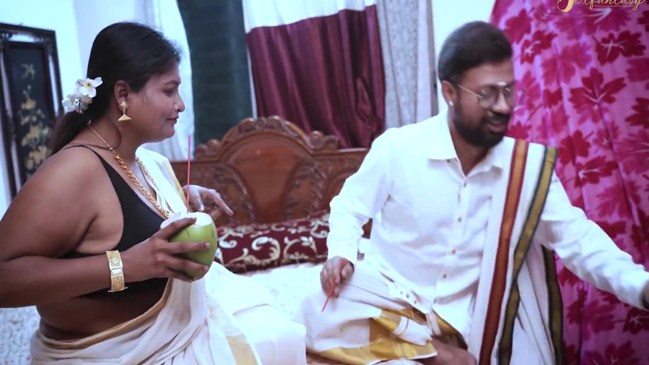 South Indian Bhabhi Has Enjoyed The Hardcore Sex Of Her Husbands Friend