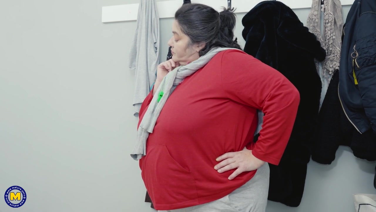 The Bbw Evil Stepmoms Jana And Edina Are Back To Teach Hot Young Maya A Very Special Lesson! - MatureNl