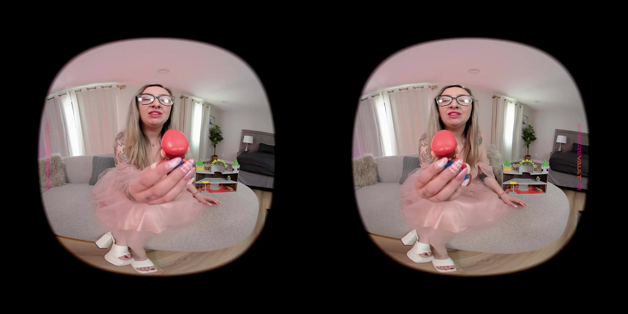 Nina Nova - Princess Nova Gets Even: A Giantess Fantasy