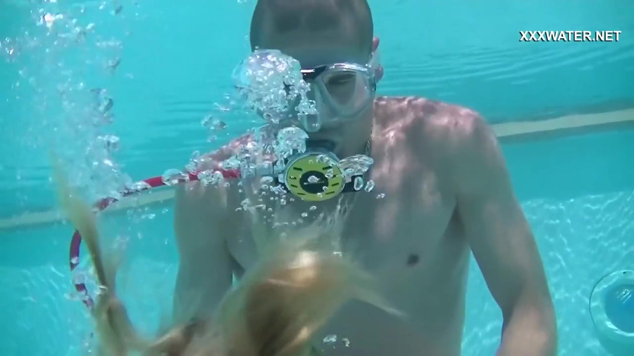 Cum Everywhere In The Pool From Blowjobs Of Cruz