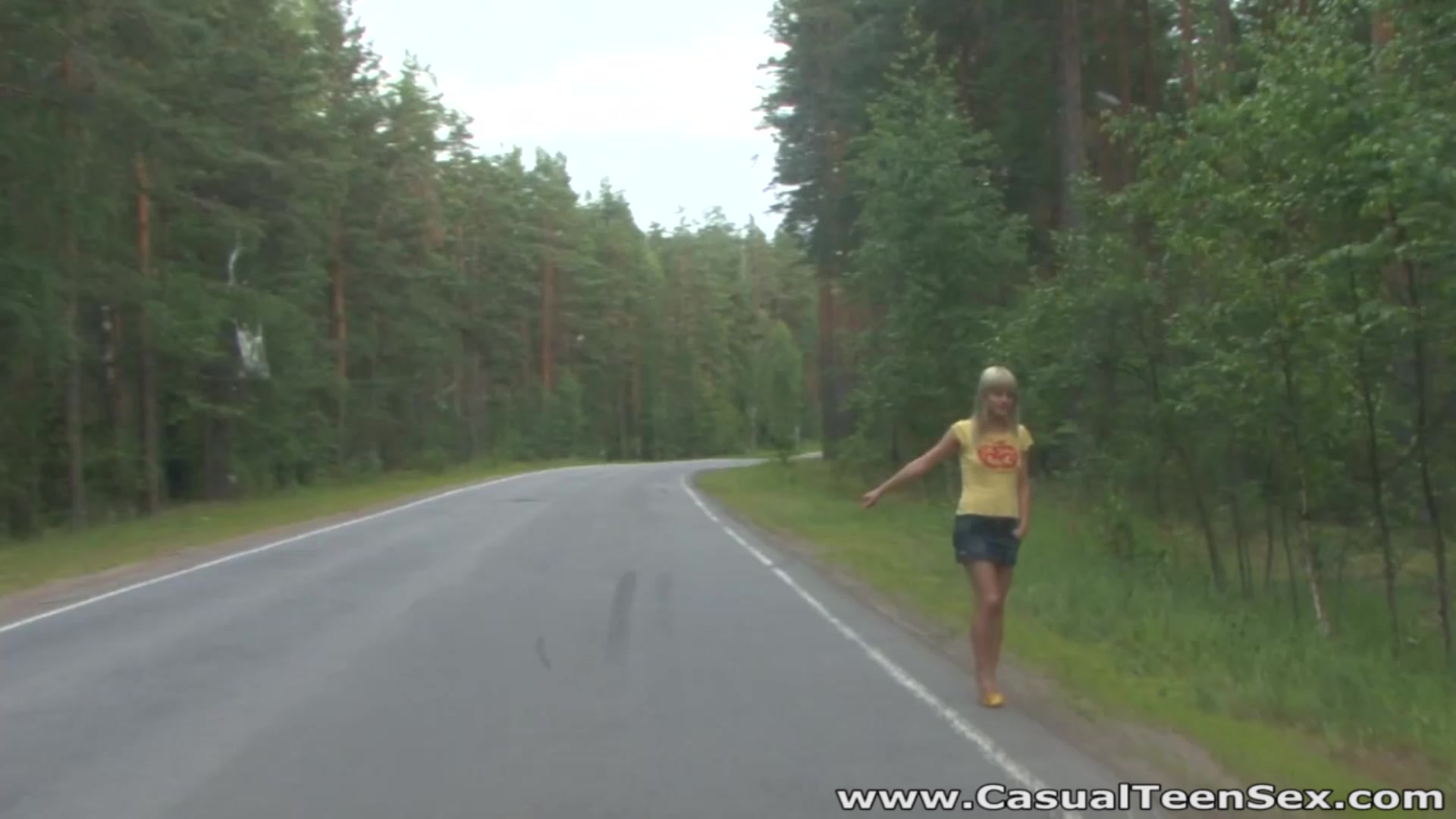 Casual teen 18+ Sex - Hitchhiker fucked in the woods