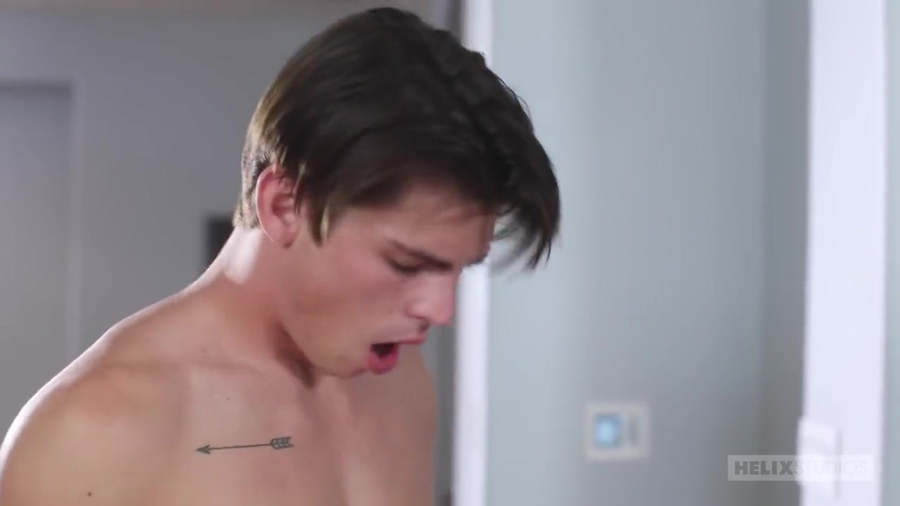 Cameron Moore, Seth Peterson And Big Dicks In Seth Needs Moore Bareback