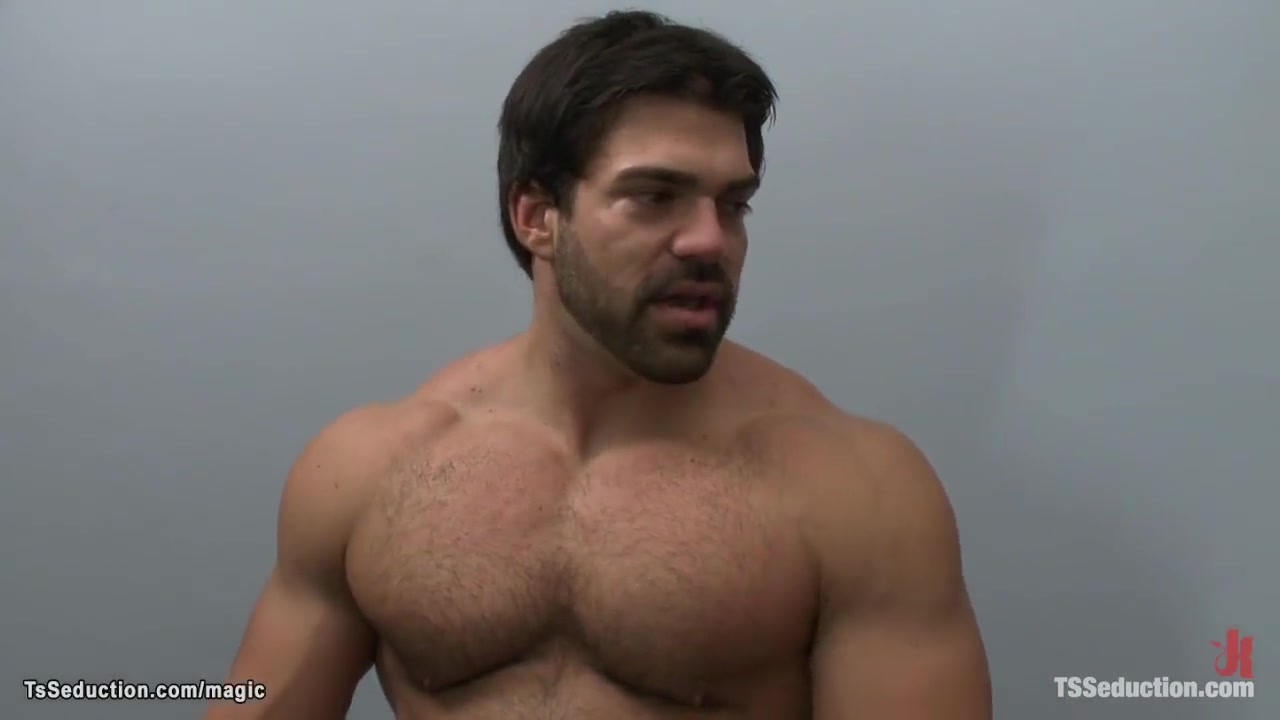 Michael Vegas In Hunks Gangbang Plump Shemale