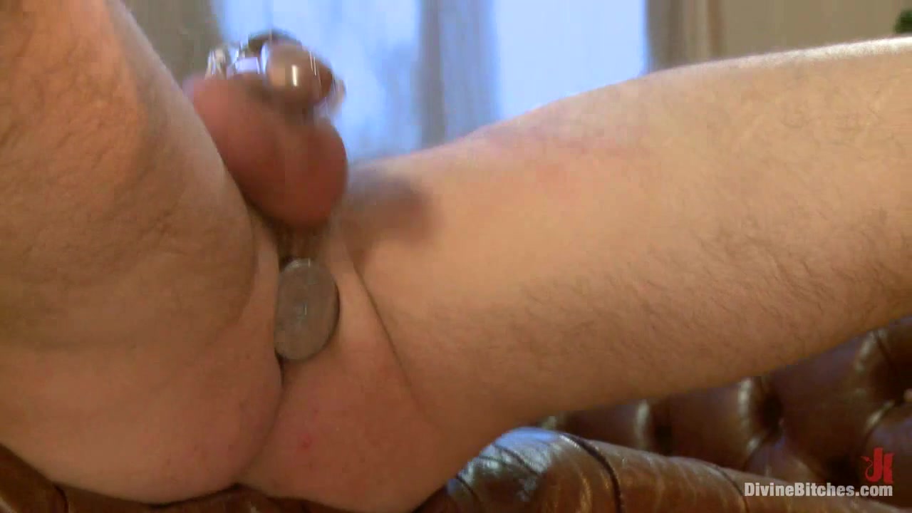 Felony Maestro David Chase in Cuckold Christmas - DivineBitches