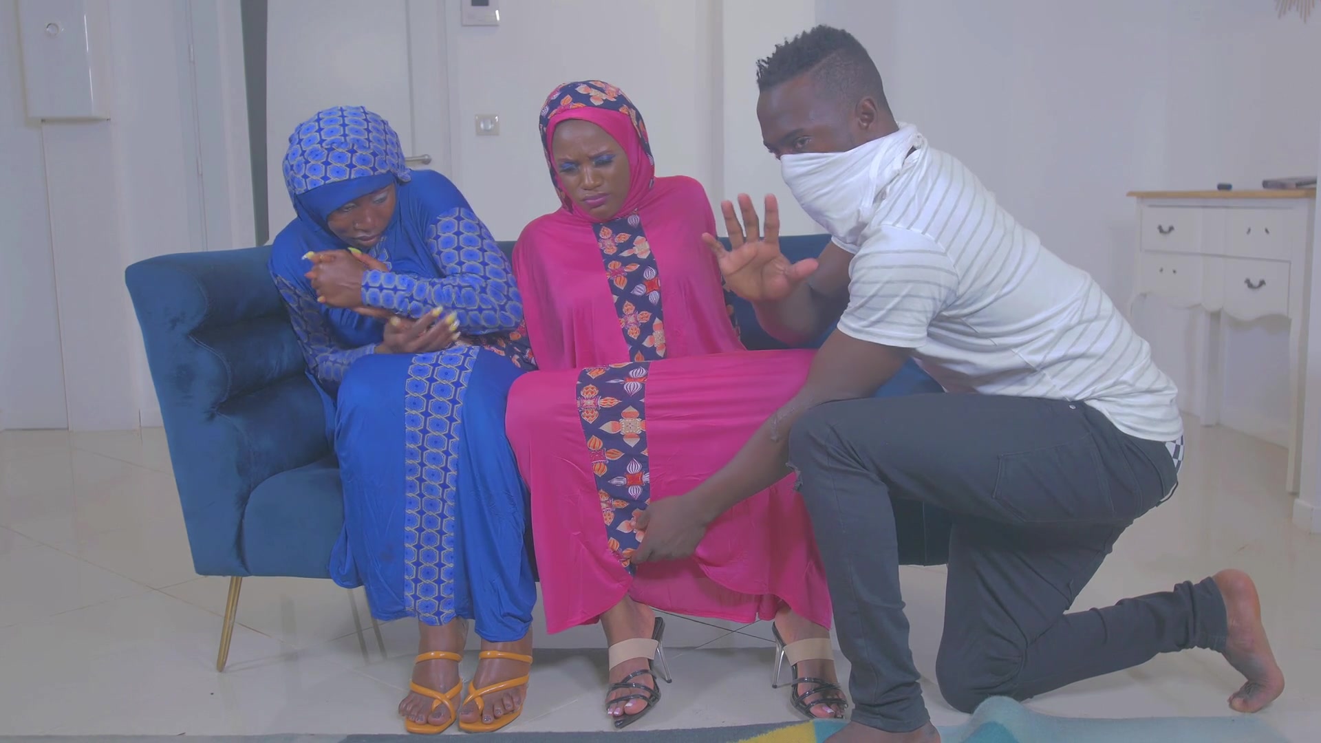 2 Wives From Arab Emirates Apprised Of Being By - Sex Movies Featuring Africansexglobe
