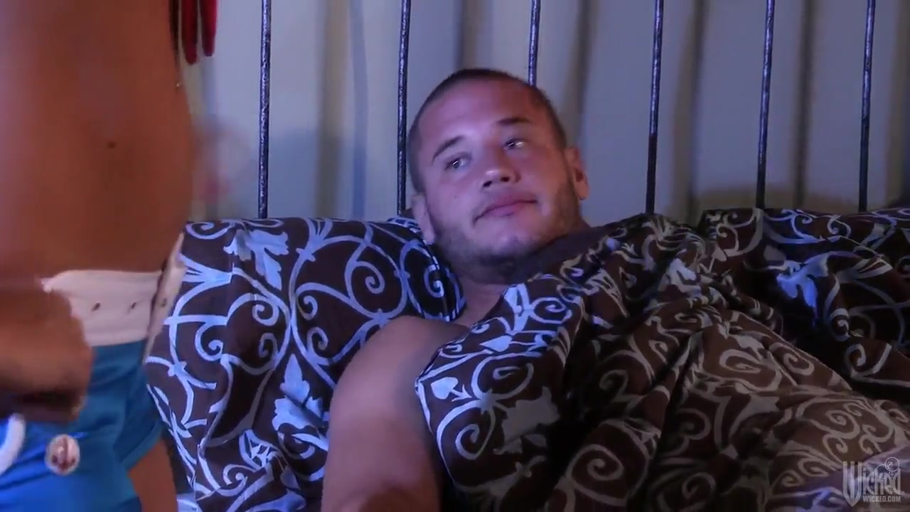Young Samantha gets pleasured by a hot stud