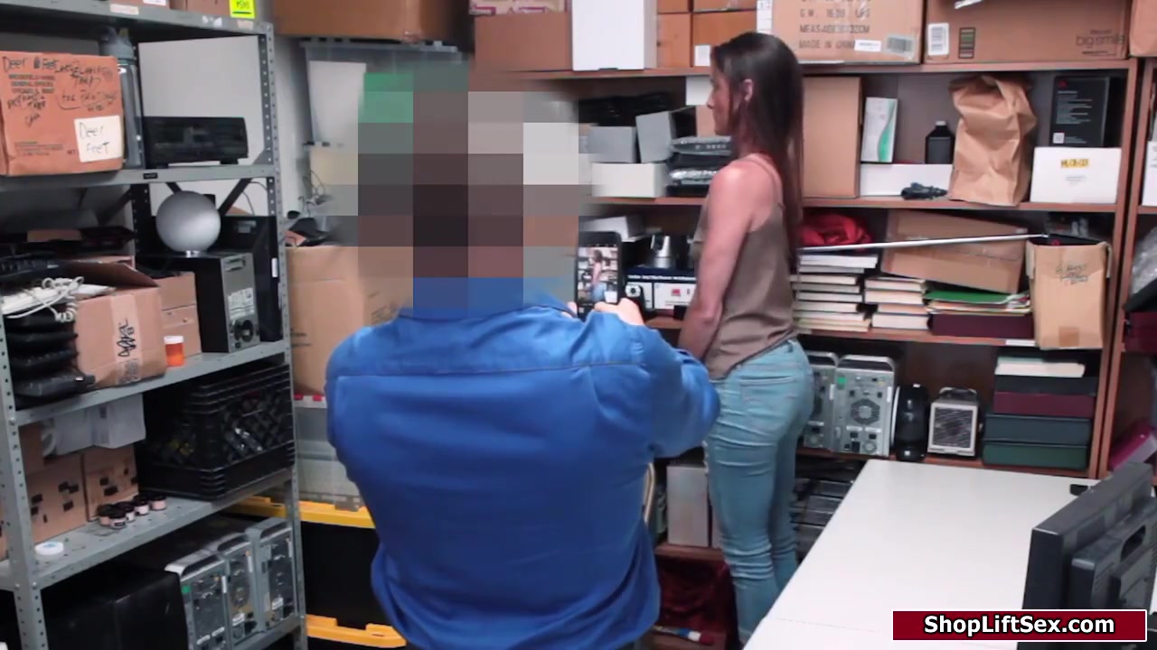 Brunette Thief Fuck Officer To Get Free