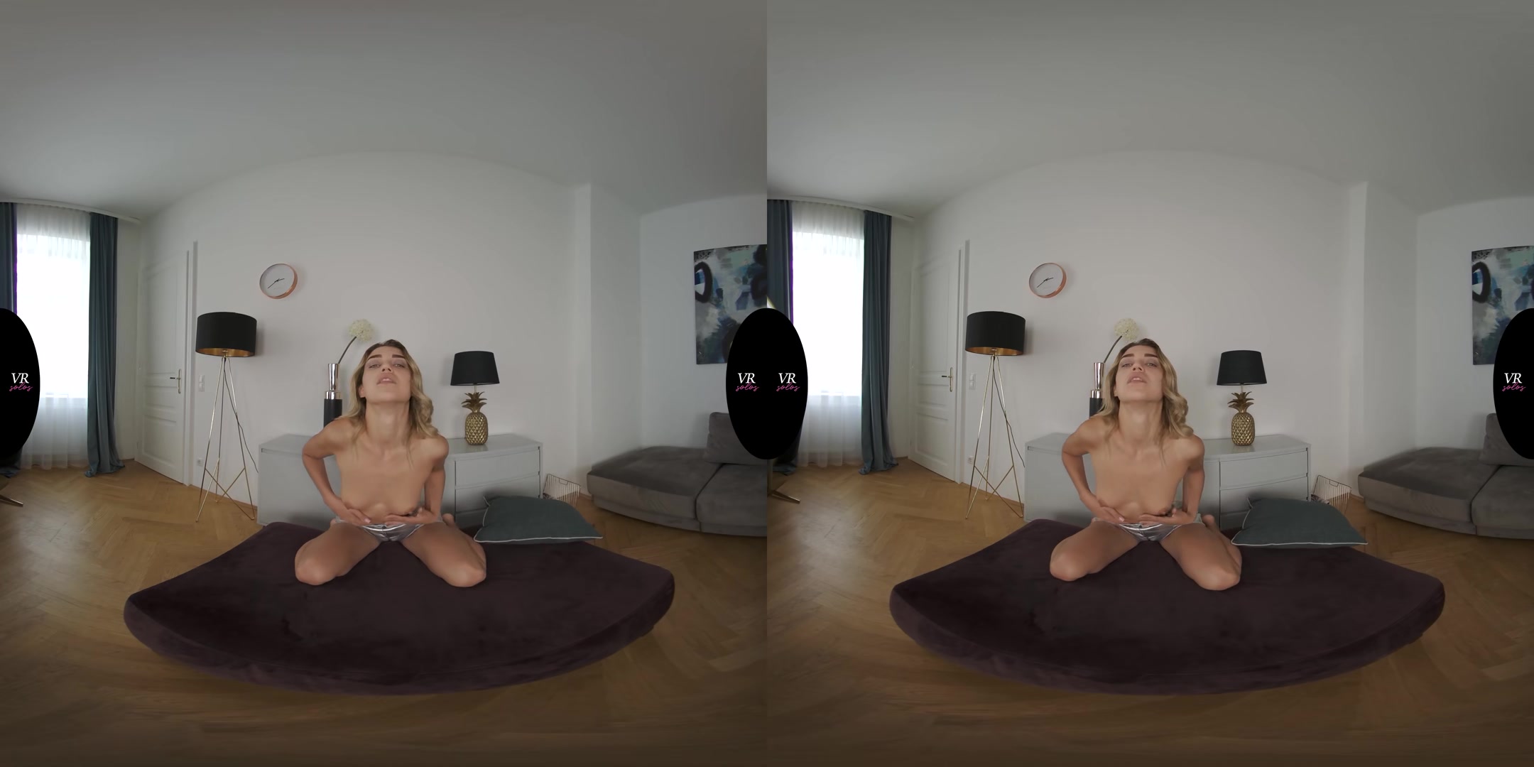 Elena Plays Her Wet Pussy - VRsolos