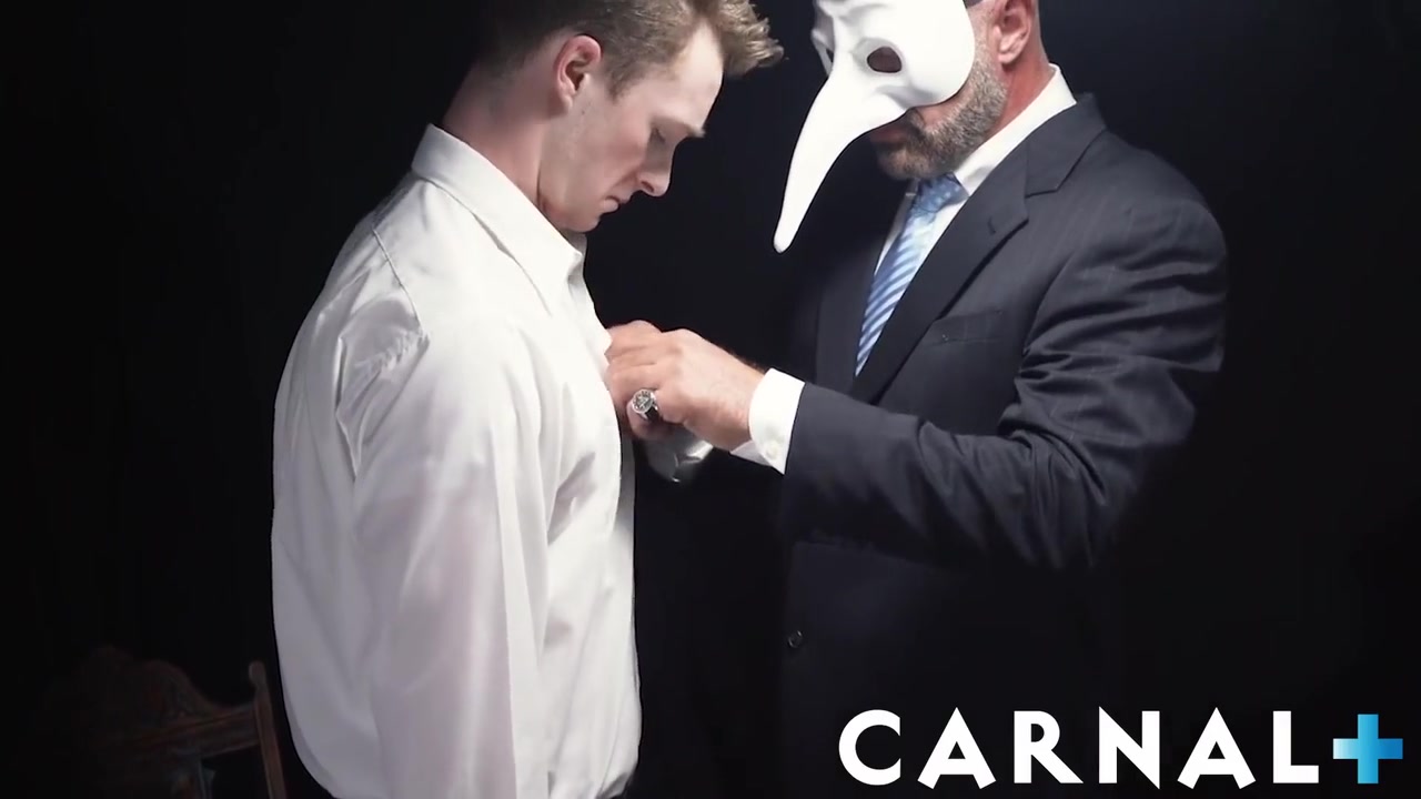 Cole Blue - Hot Bottom Plays With Hole For Masked Holy Men