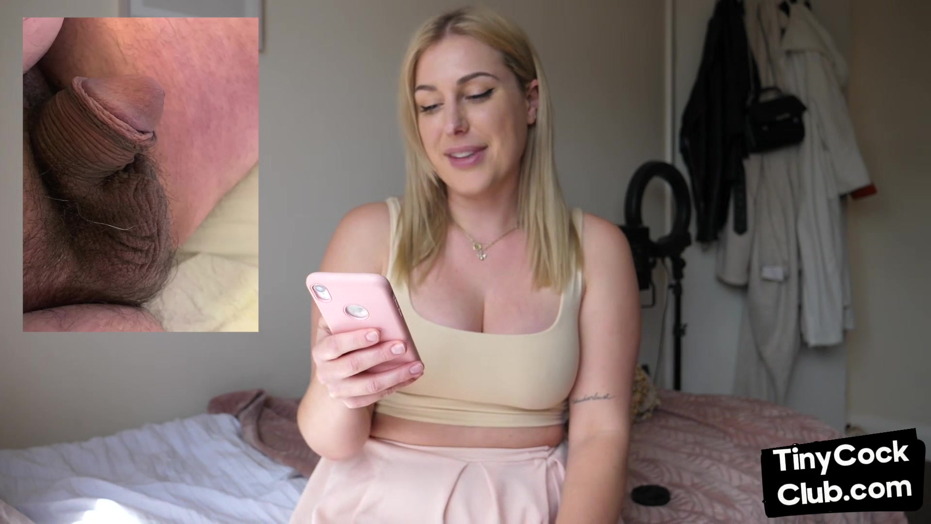 SPH amateur solo busty babe talking dirty while showing pics