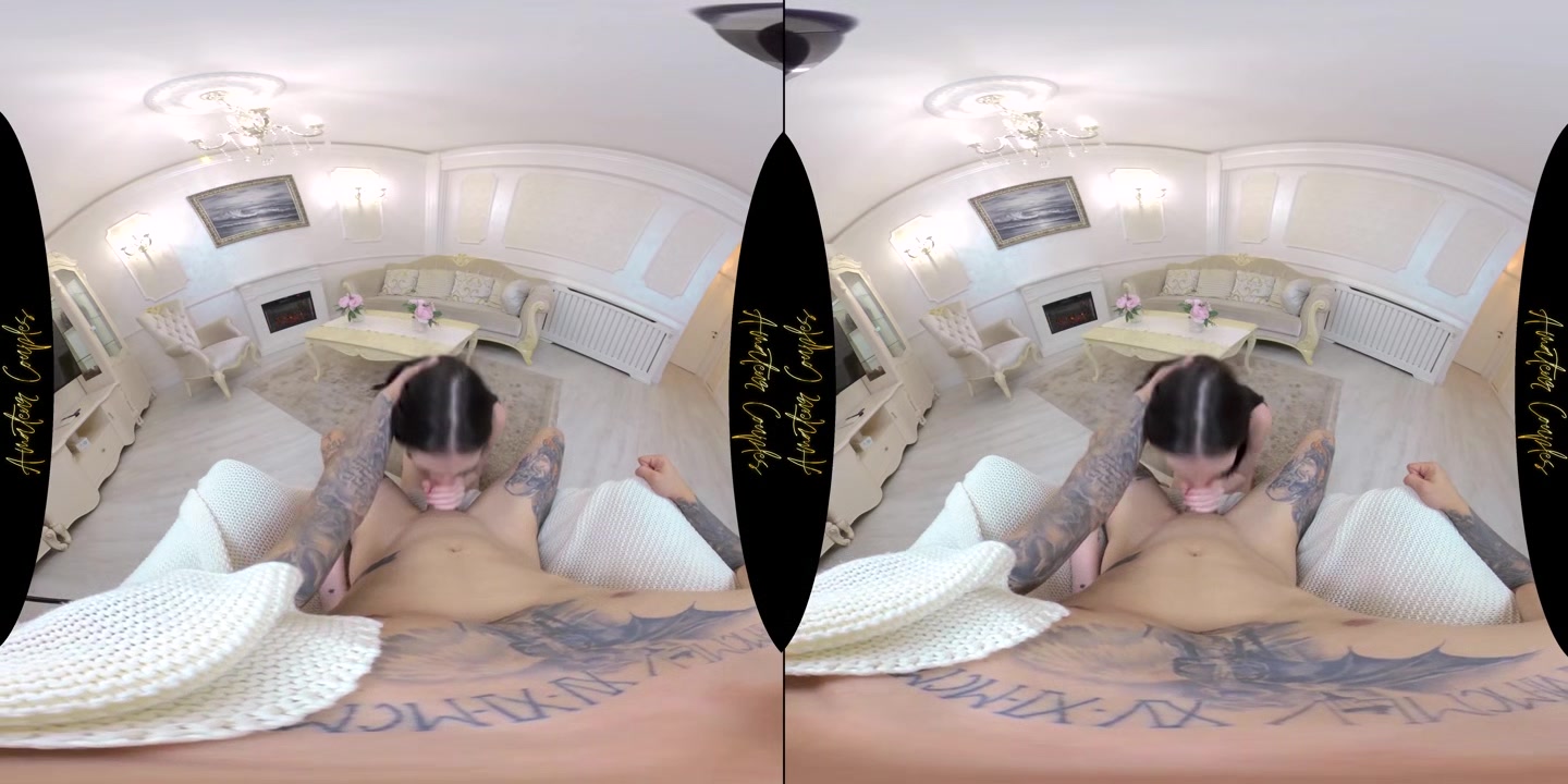 Deep Blowjob And Sloppy Facefuck - AmateurCouplesVR