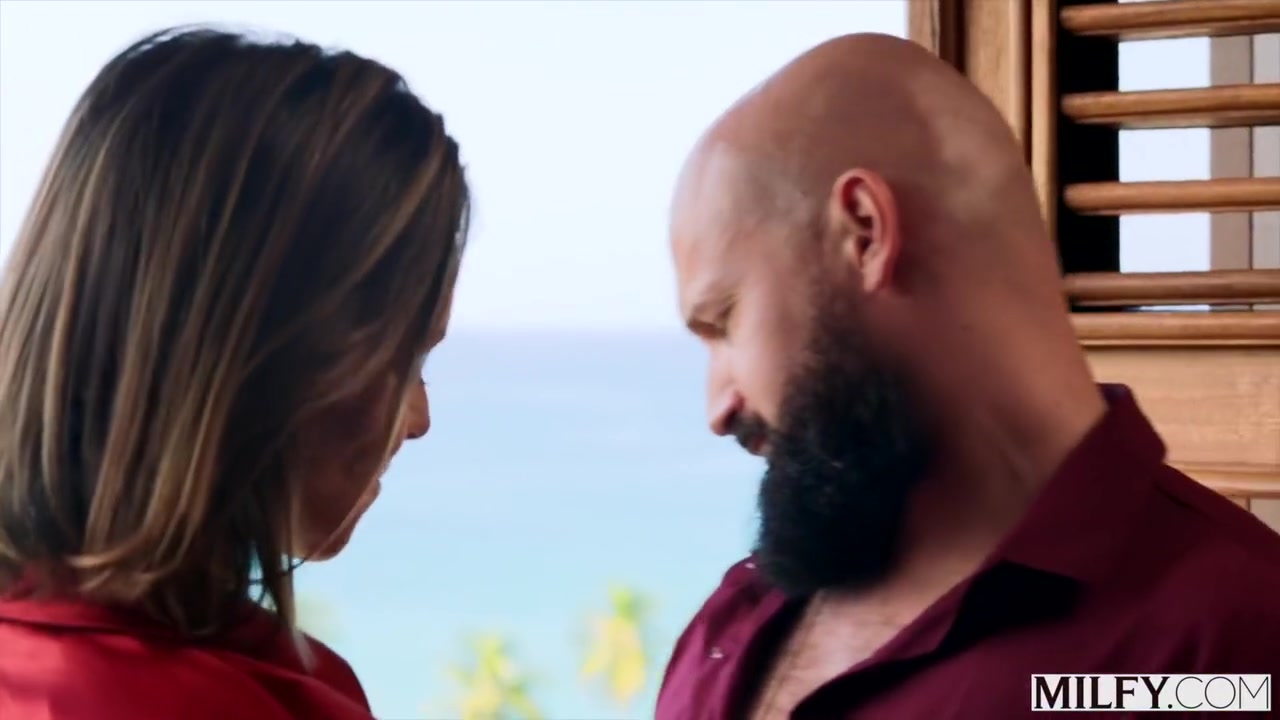 Alberto Blanco In Insatiable Wife Serenity Has Secret Vacay Adventure