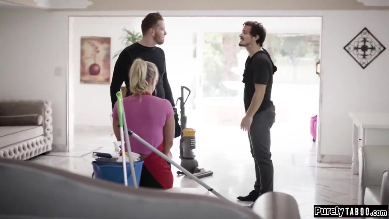 Maid Freezes When She Confronted With Two Burglars