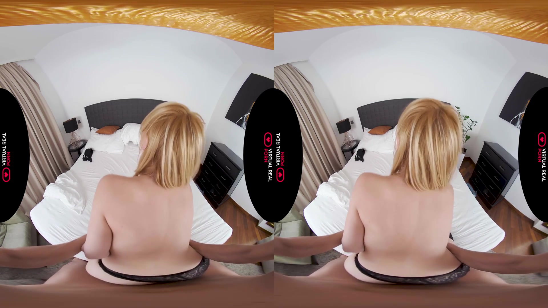 Extra Gift - VirtualRealPorn