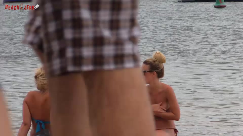 The Perfect Beach Body - BeachJerk