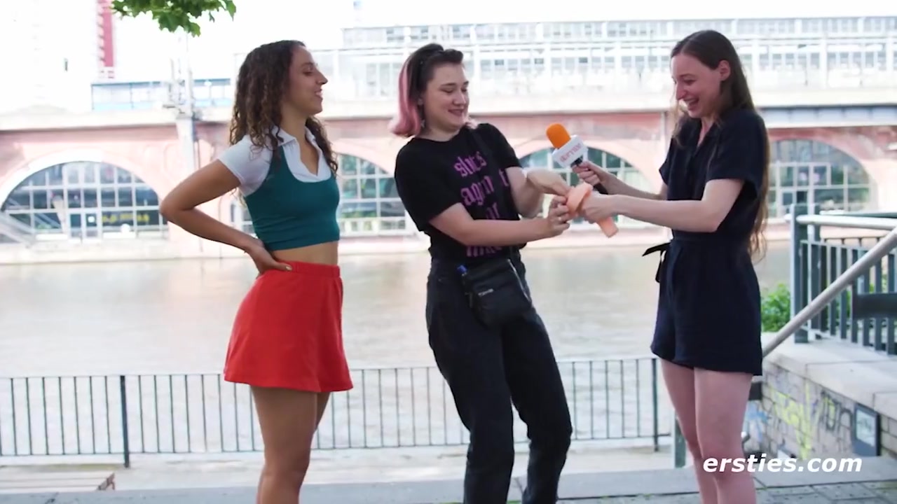 Lesbian Couple Try Fisting During Sex