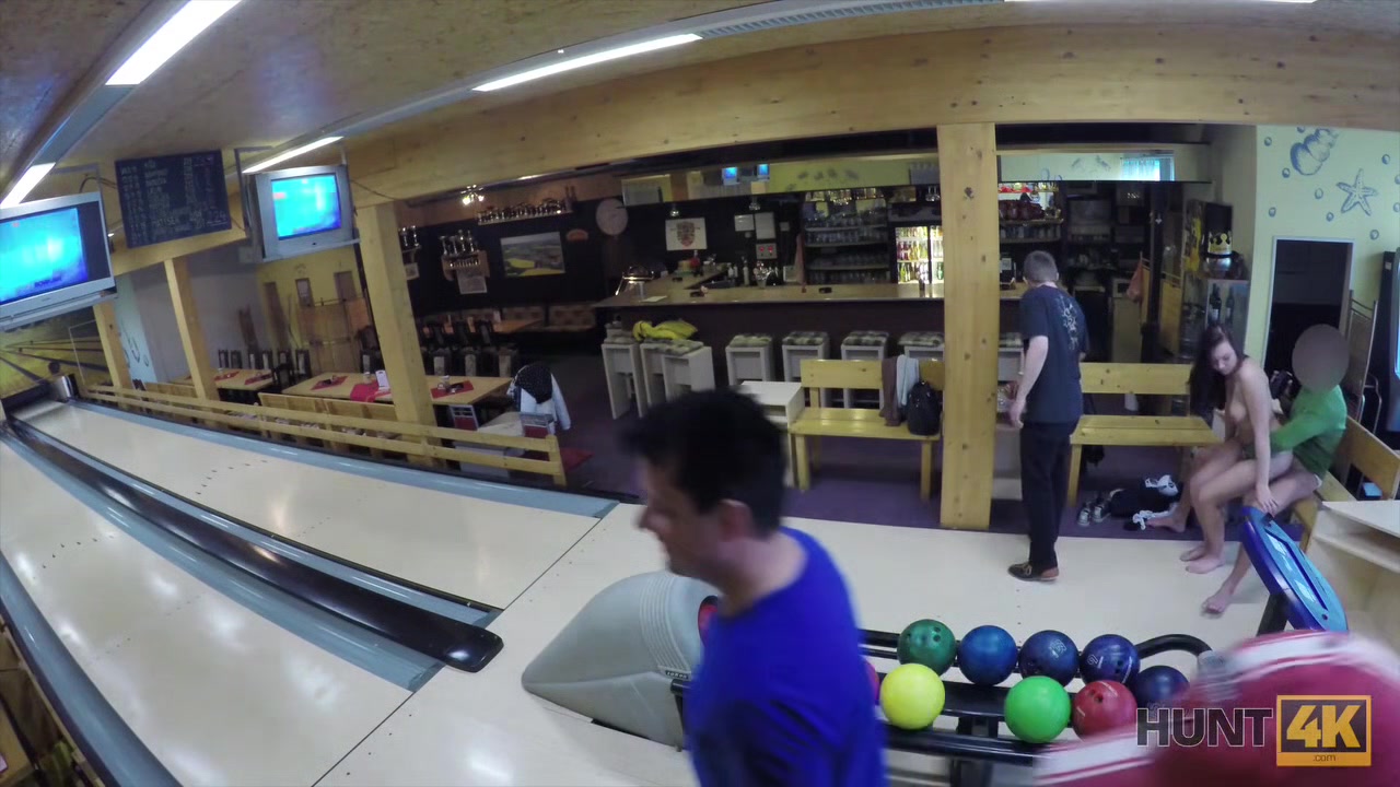 HUNT4K. Couple is tired of bowling, guy wants money, Ornella Morgen wants sex