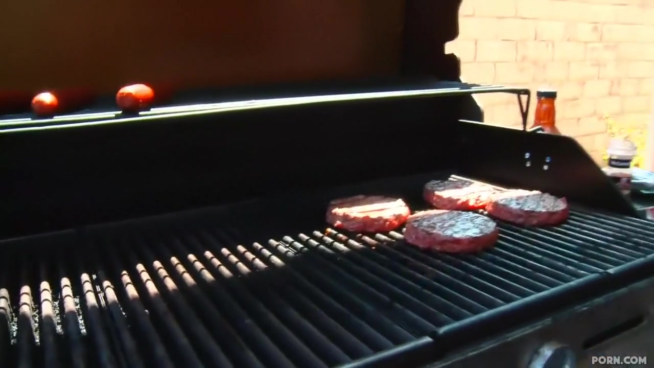 Busty Step mommy gets meat at BBQ