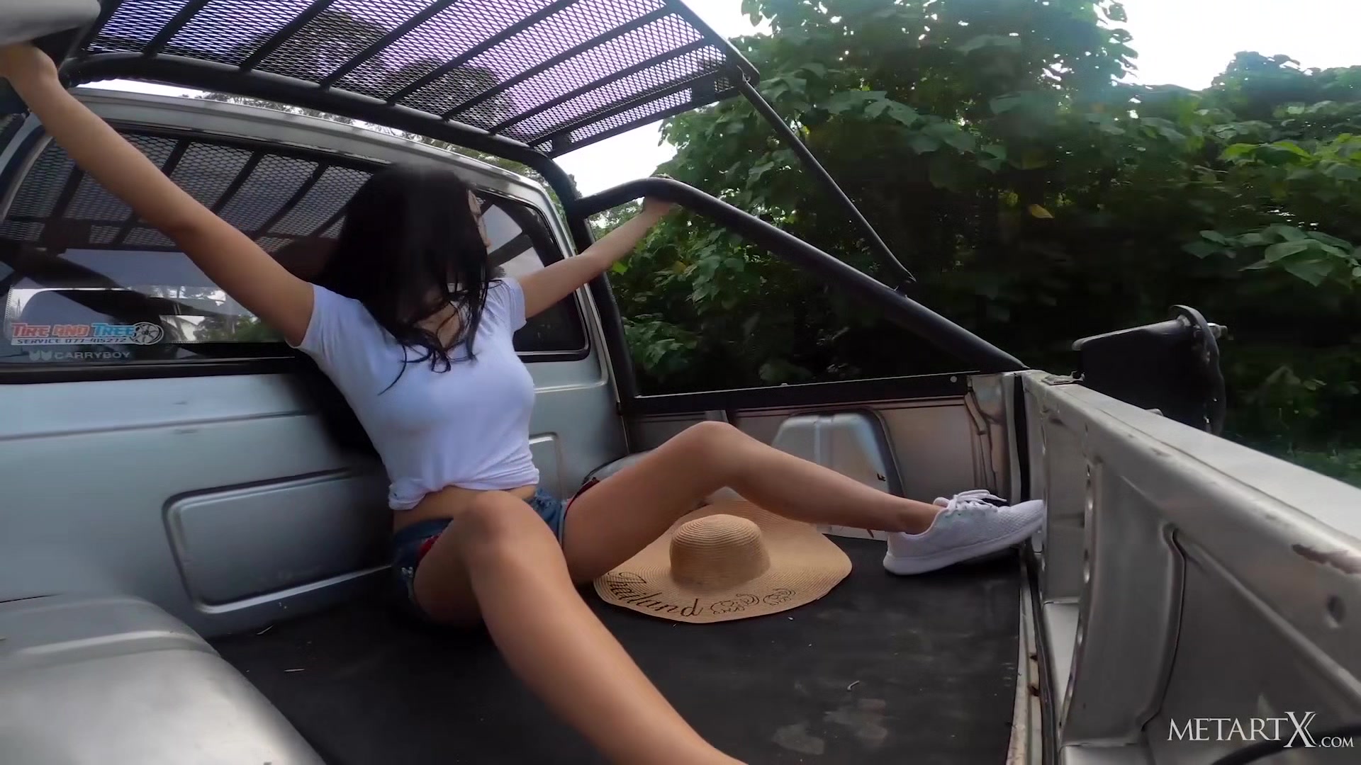 Road Trip 2 - Kahlisa - MetartX