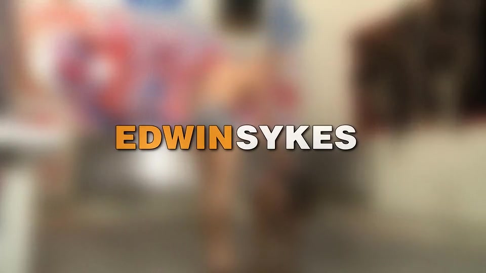 Deacon Uses A Big Dick! - Edwin Sykes & Deacon Hunter