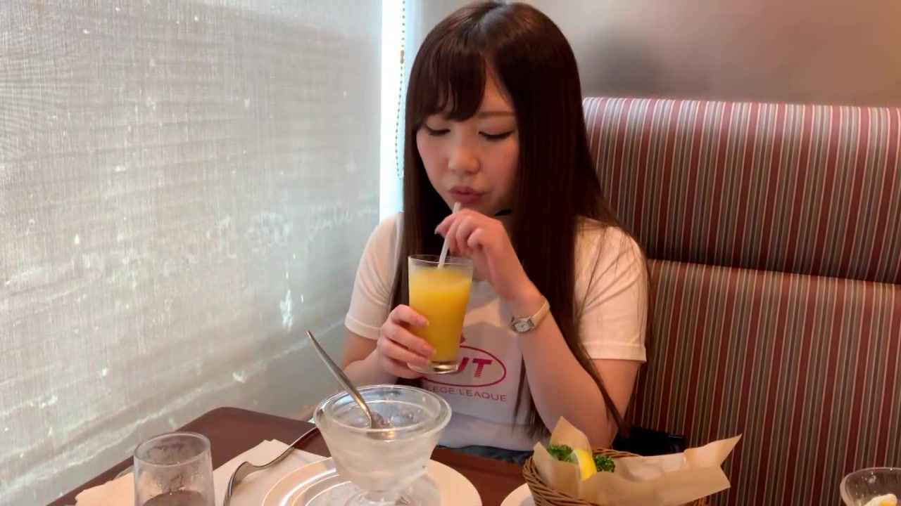 0005252_10代 えっち 亀頭フェラなどが含まれている
