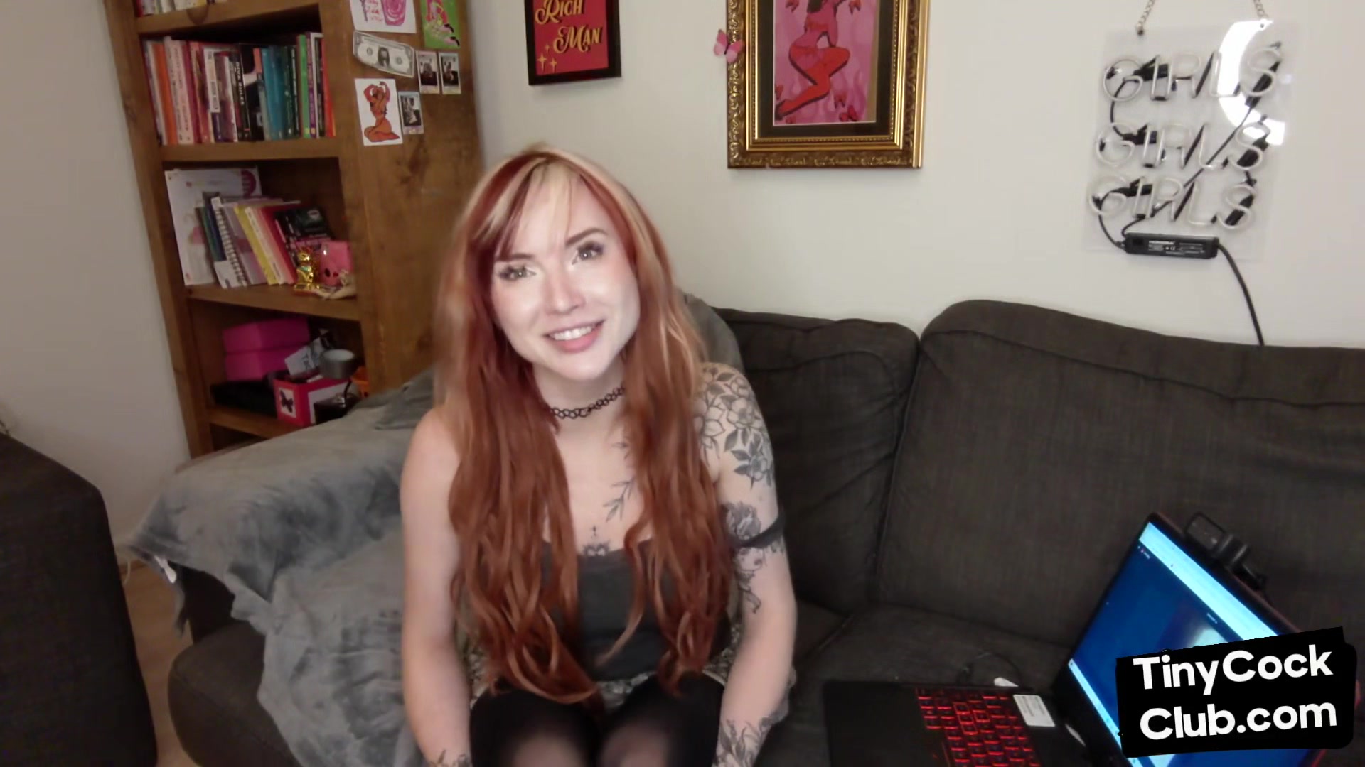 Solo SPH babe humiliating small cocks with her dirty talk