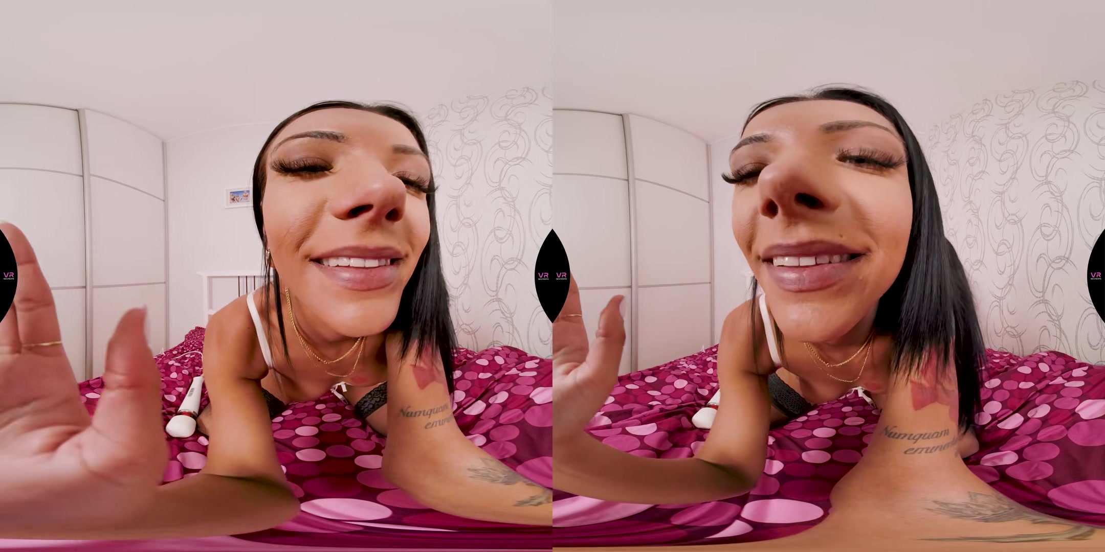 Black And White Lingerie On The Bed - VRSexperts