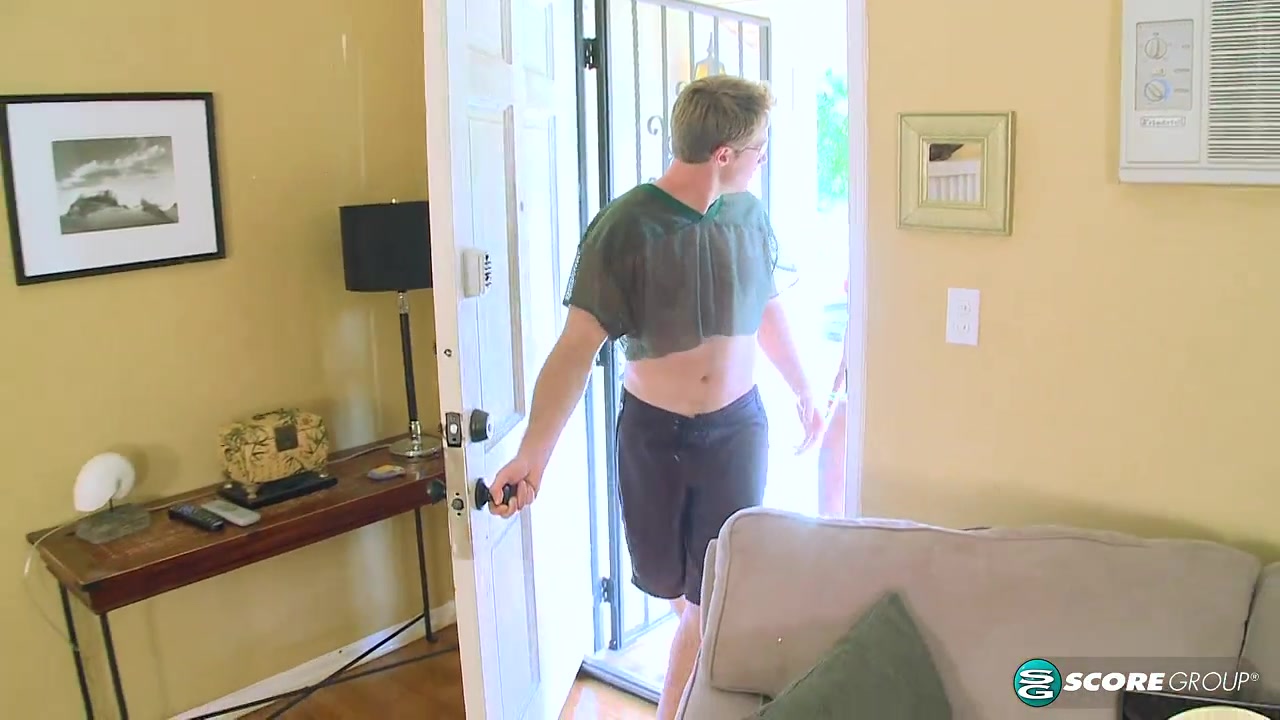 Punk Gets the Pussy - BootyliciousMag