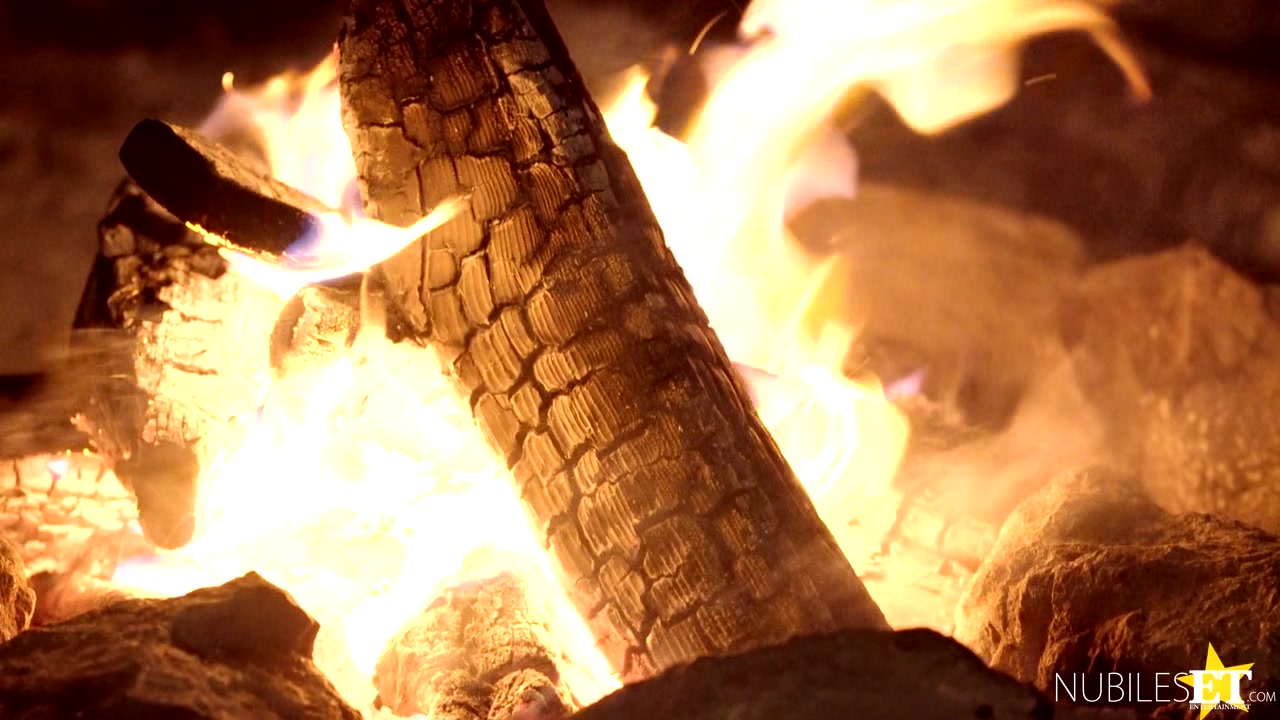 Throne Games Mother Of Dragons - S1:E7