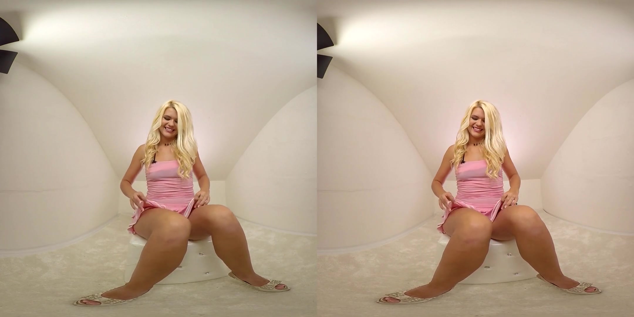 Jenny Anne in 125 - Izzy Delphine - BravoModelsMedia