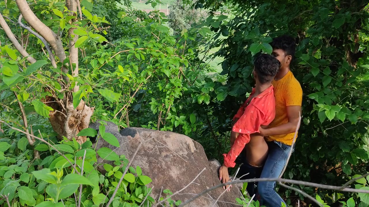 We Had Gone To The Forest With High Hopes But Babu Comes To Know That Some Man Was Watching Us Having Sex So We Run Away!!!