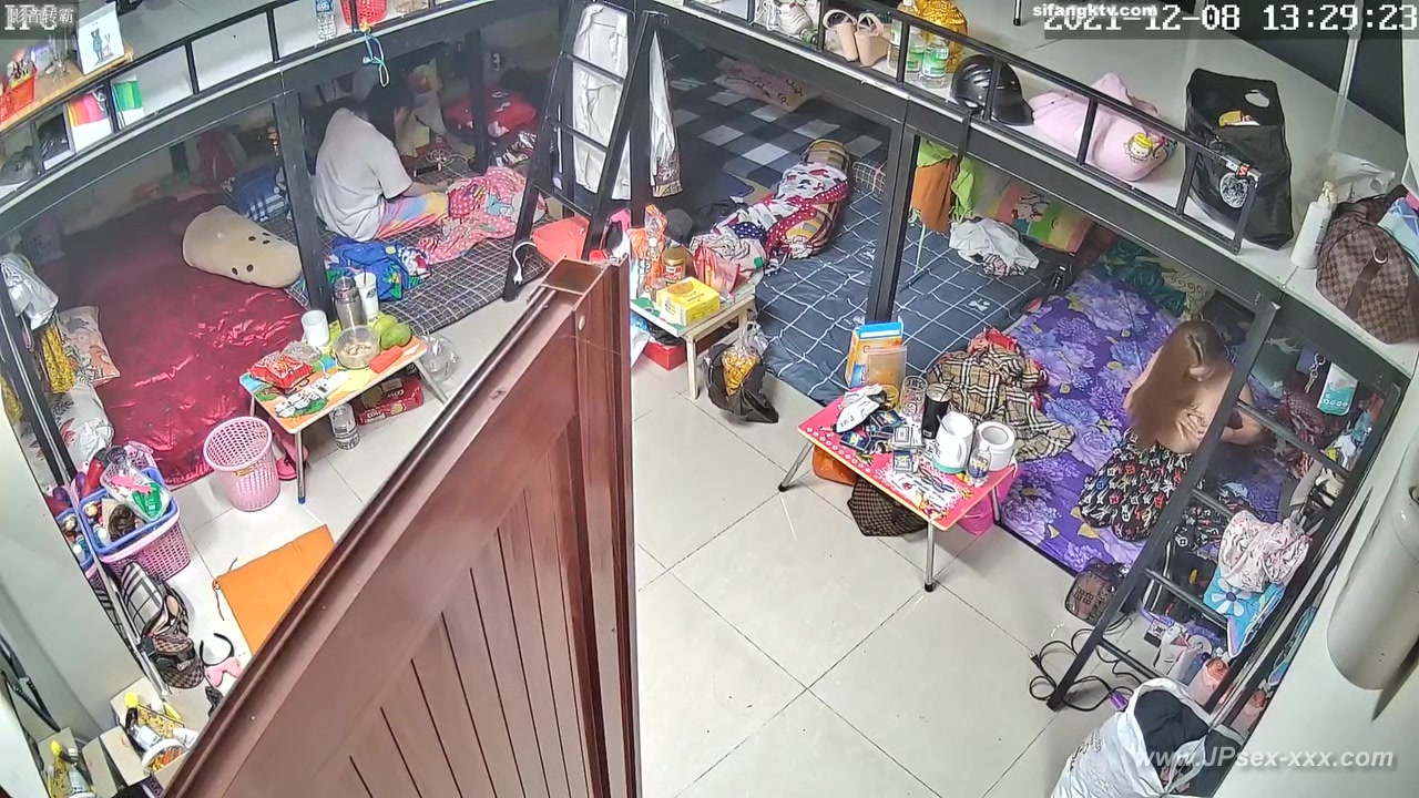 chinese girls dormitory.4