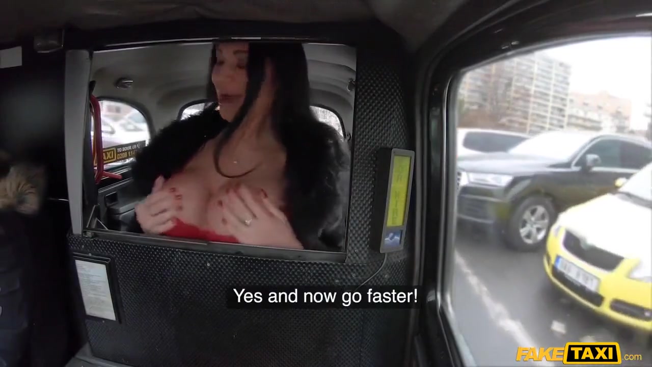 Kinky French Milf With Big Knockers Gets Fucked In T With Ania Kinski