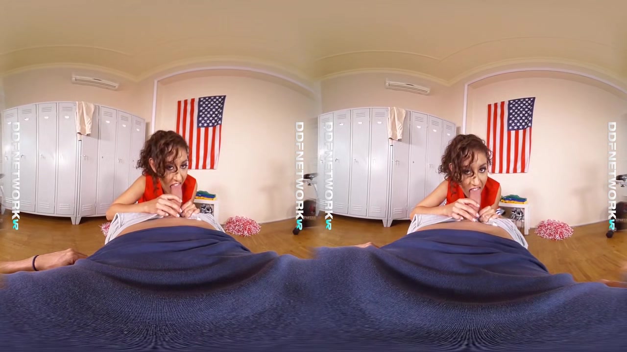 Lick That Dick: Petite Latina Goes For His Grand Cock