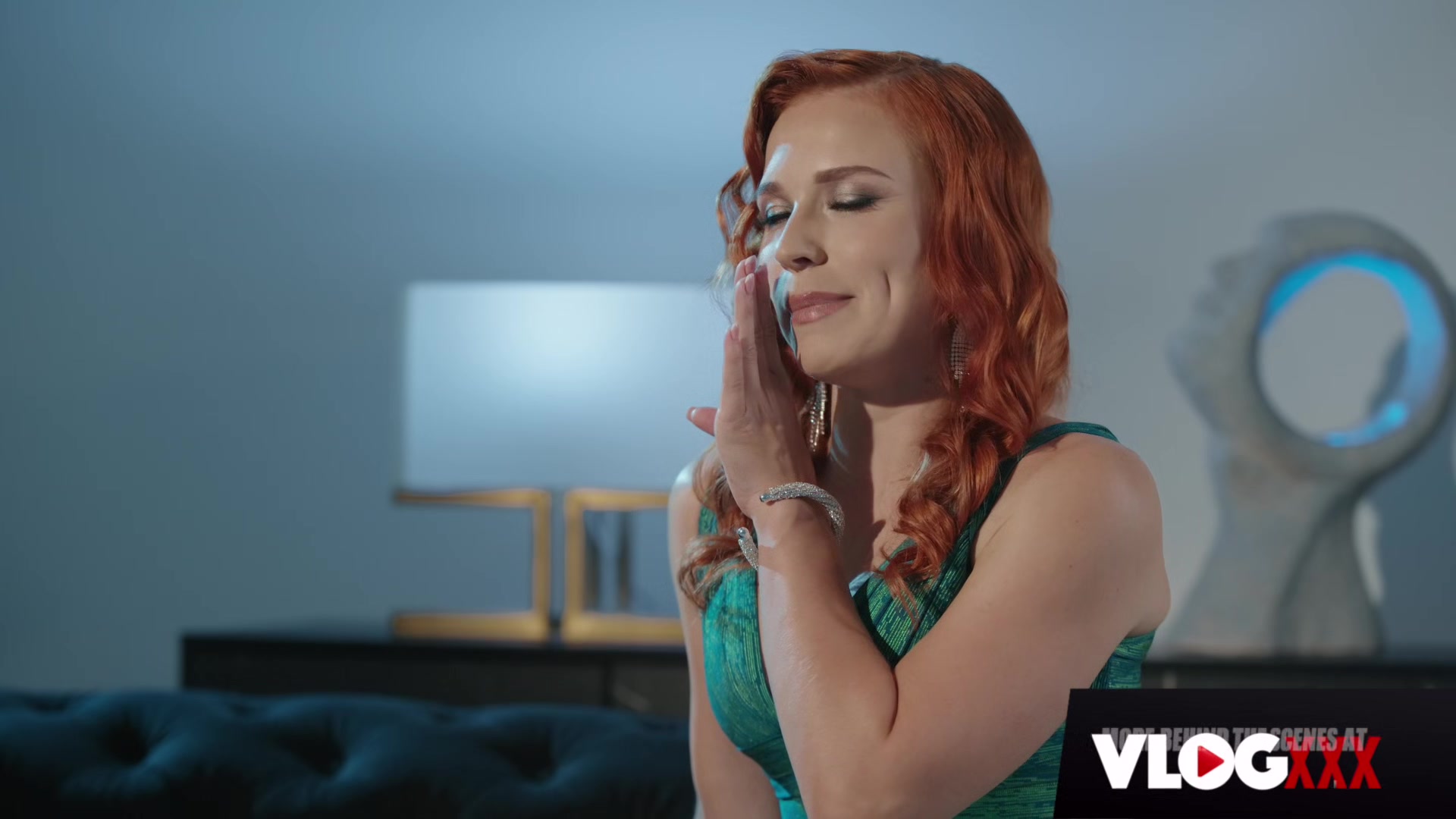 Redhead Clemence Audiard's Sensual Massage Ends With Rough Fucking