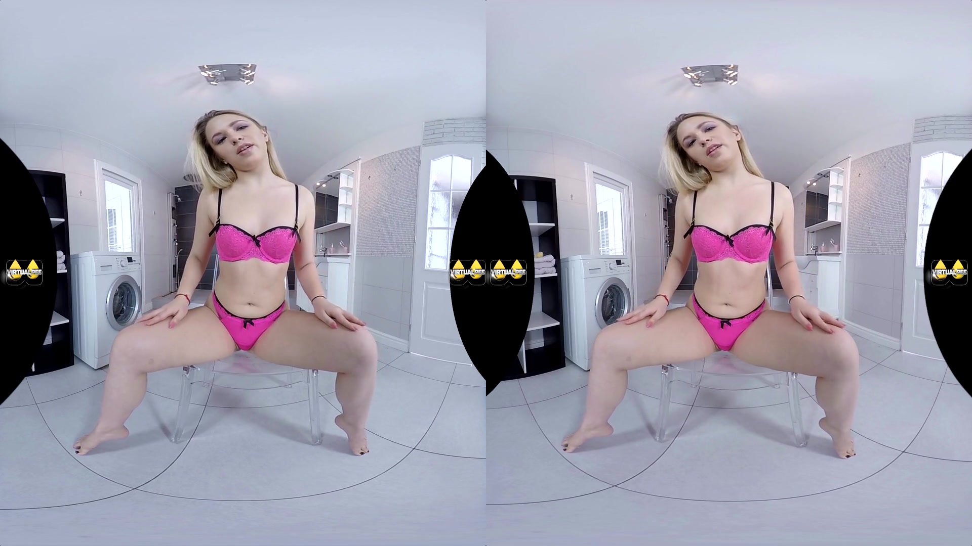 Selvaggia Babe in Showering The Chair - VirtualPee