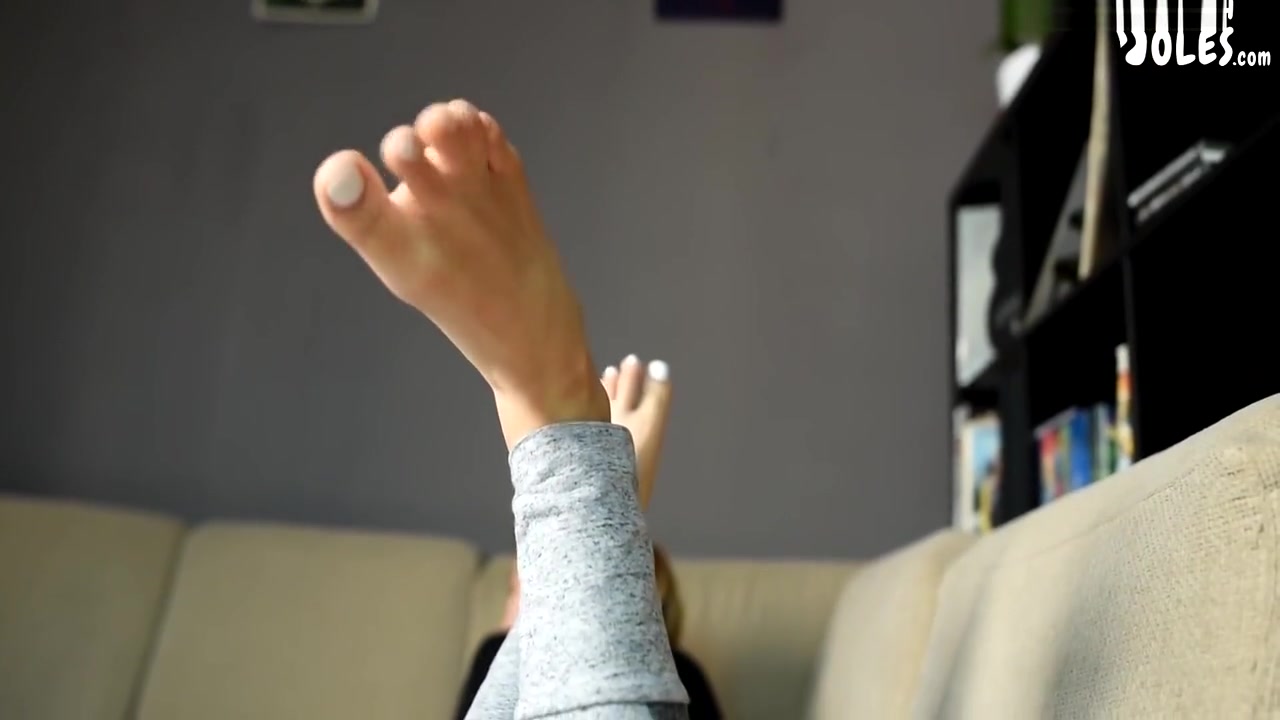 Sweaty Asian Feet, Socks And Shoes Smelling