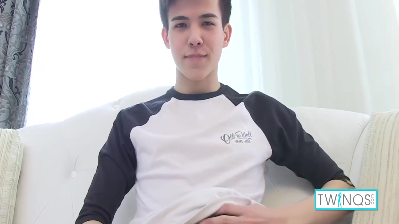 Hot Asian teen 18+ Xander Shows His Tight Asshole While Jacking Off! 10 Min