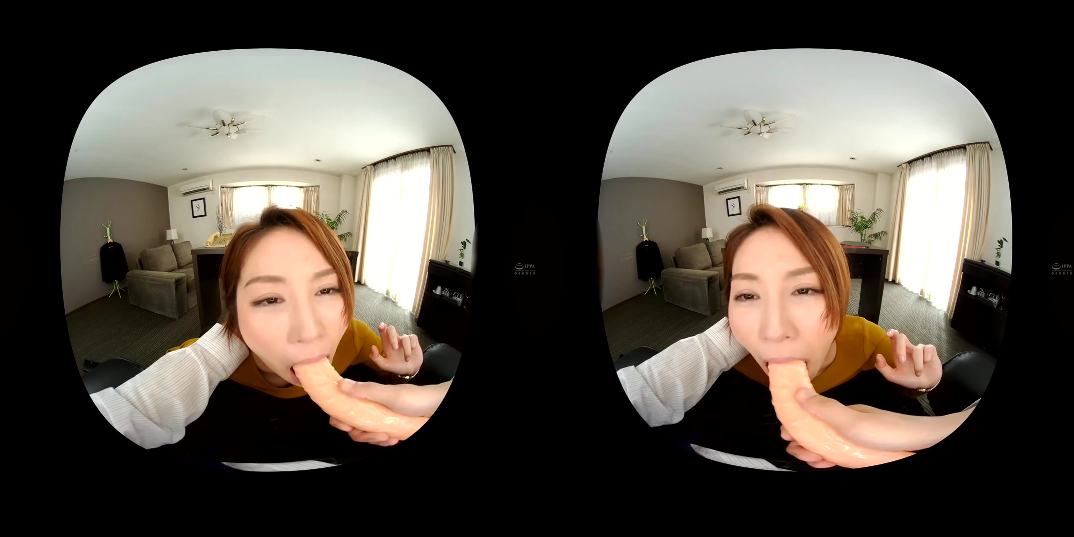 Secret Irrumatio (VR Version) 1 - Asian MILF Office Sex