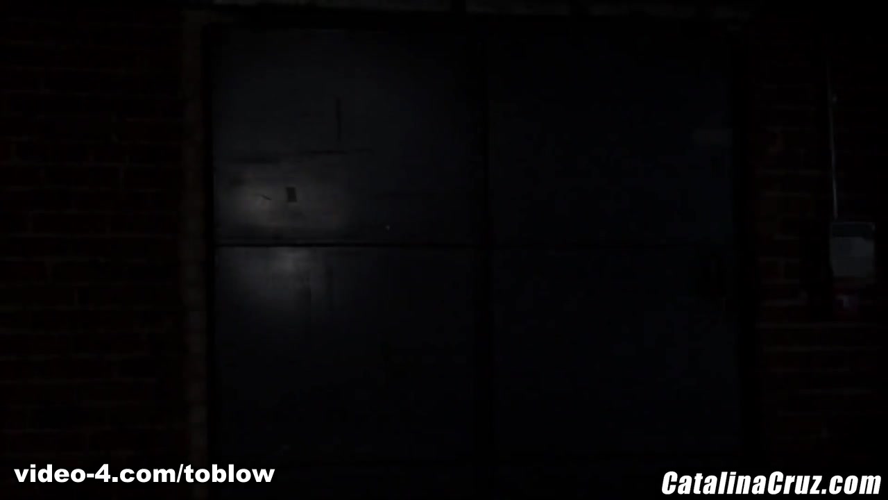 Jenni Lee - LicensedToBlow