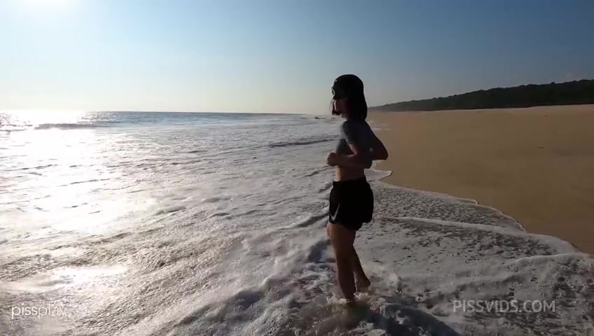 Sex on the Beach - PissVids