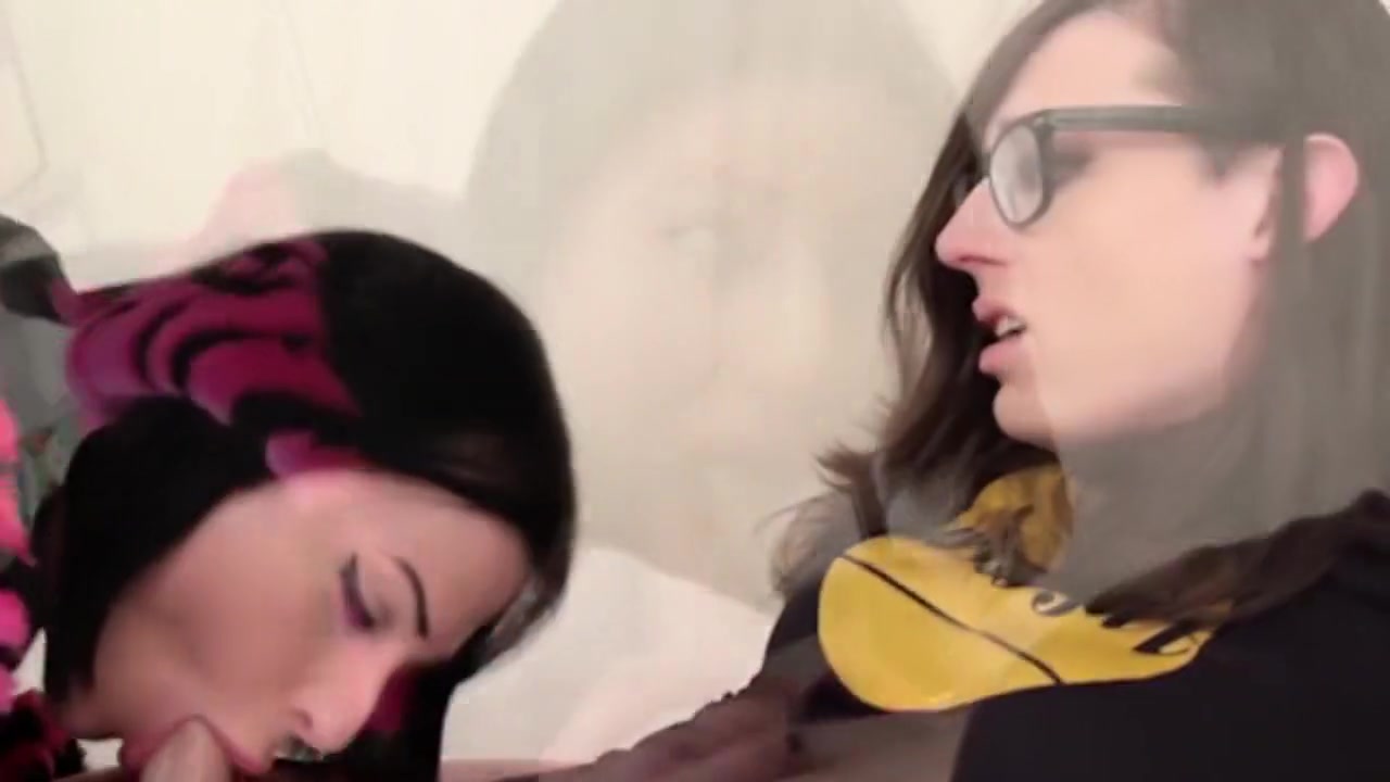 Bigtitted stockinged tranny blows tgirl cock