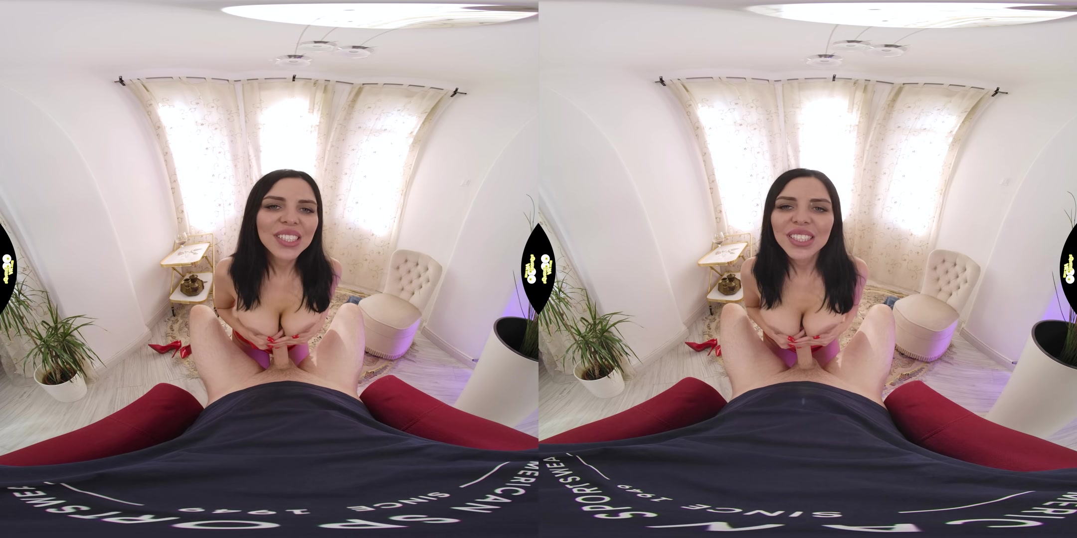 Morning with Kira Queen - SqueezeVR