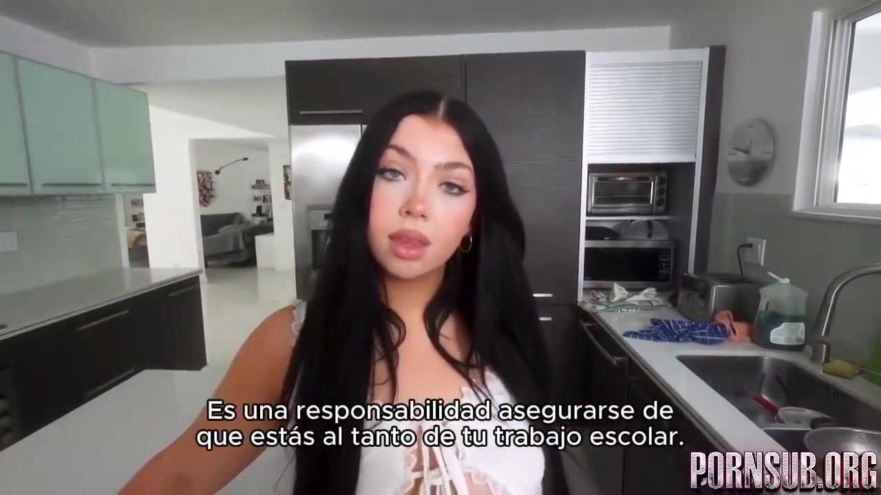 Harder For An A Sub Espanol With Holly Day And Step dad Crush