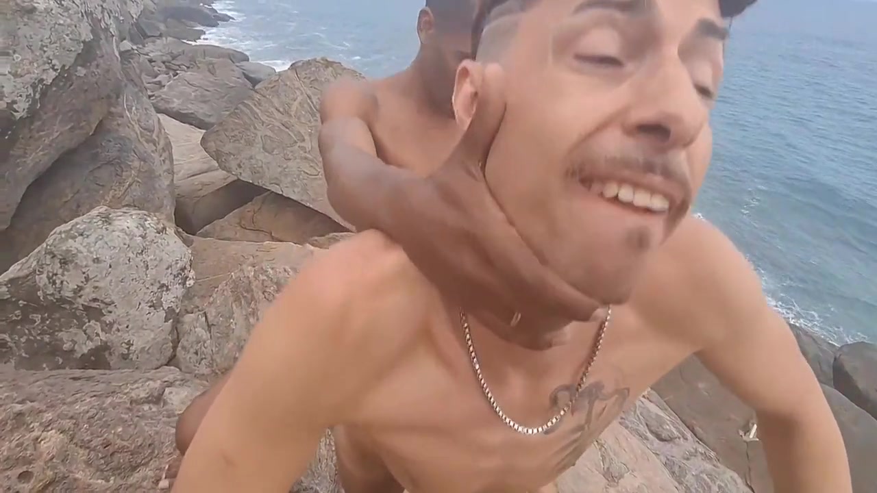 Muryllo Otero And John Black - Macho Dotadao Fodendo O Rabo Do Amigo Com Seus 24cm Na Praia completo No Red 10 Min