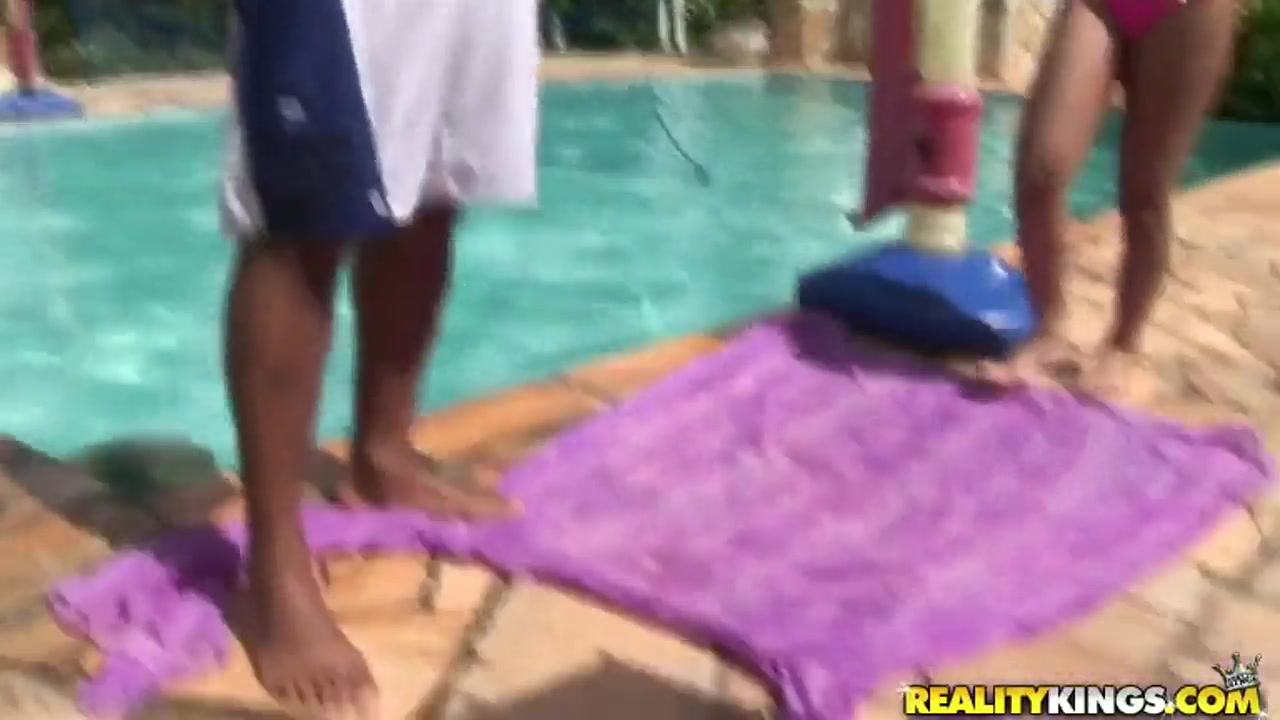 Amazing latino babe Emanuele fucking at the pool
