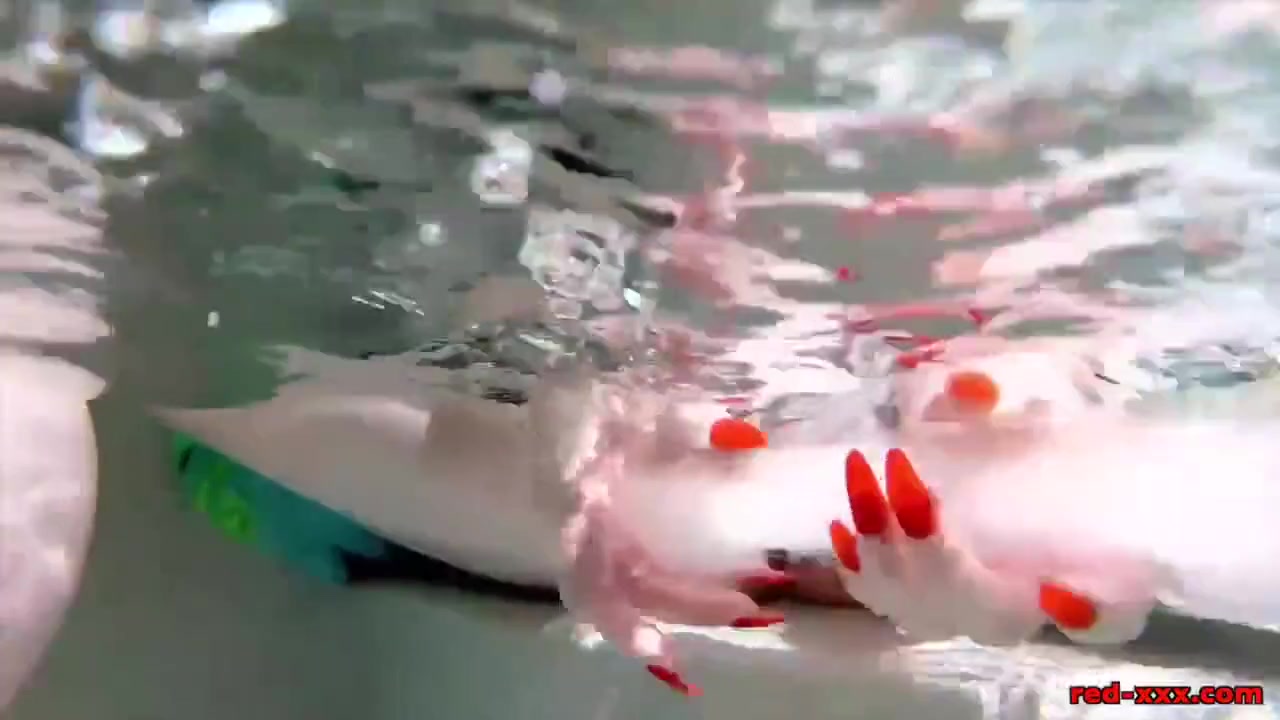 Masturbates Poolside With An Ice Dildo With Red Xxx