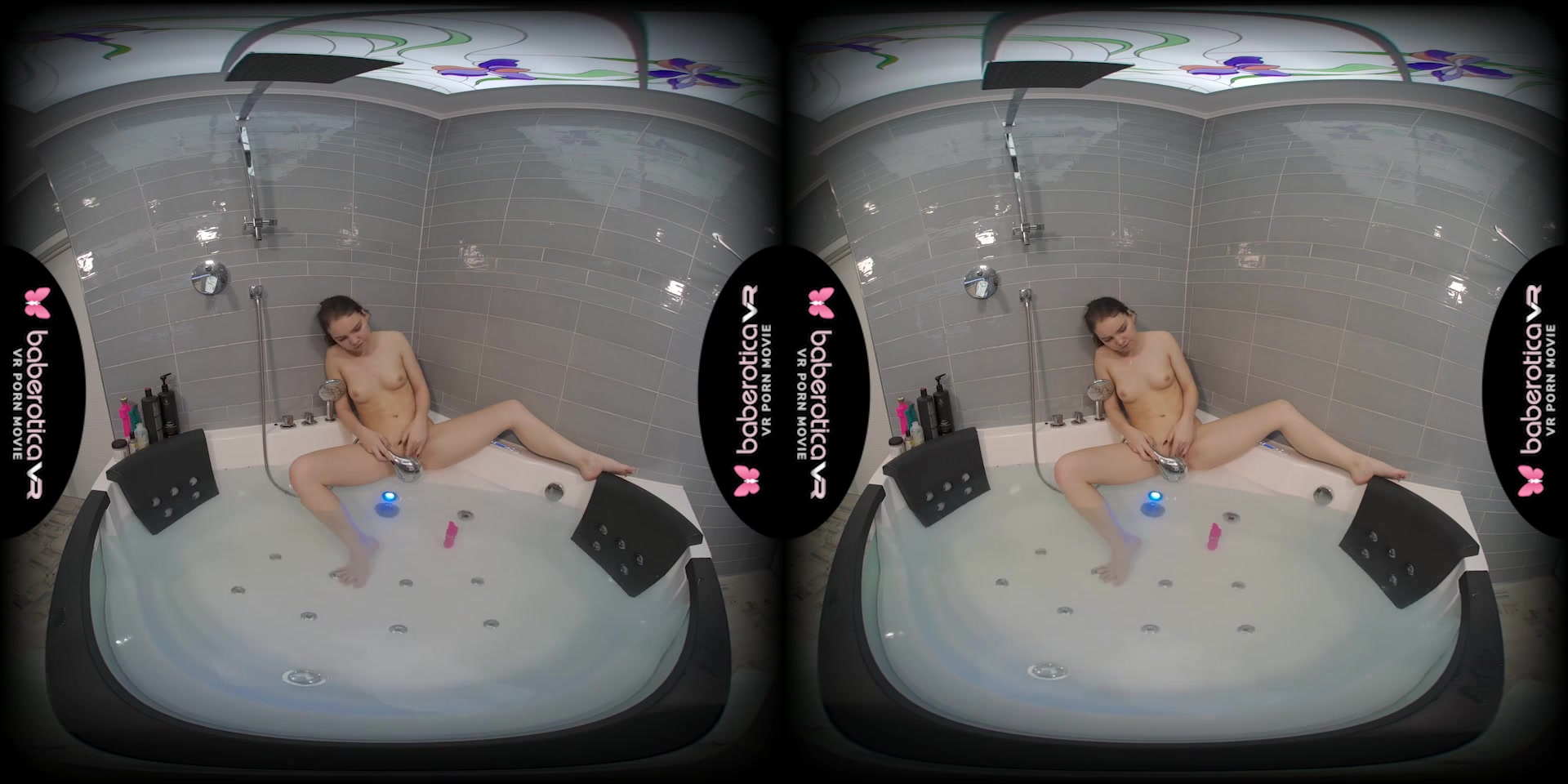 Cinderella and her pink dildo are in the tub for some VR fun - BaberoticaVR
